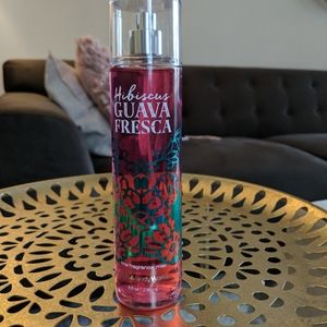 Bath&Body Works Body Spray-Hibiscus Guava Fresca